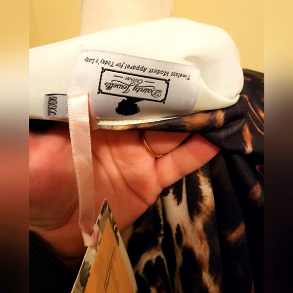 Dainty Jewells Original Layering Dress - Picture 3 of 4